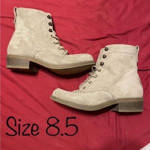 Woman Boot